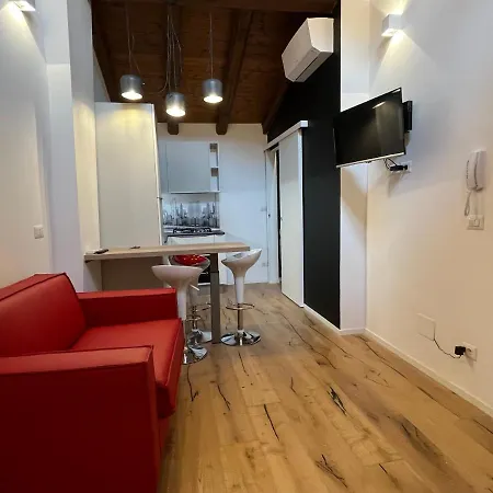 Dimora Santa Lucia Apartment *