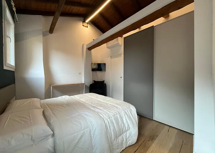 Elegante Con 2 Nel Centro Storico Di Lägenhet Bologna