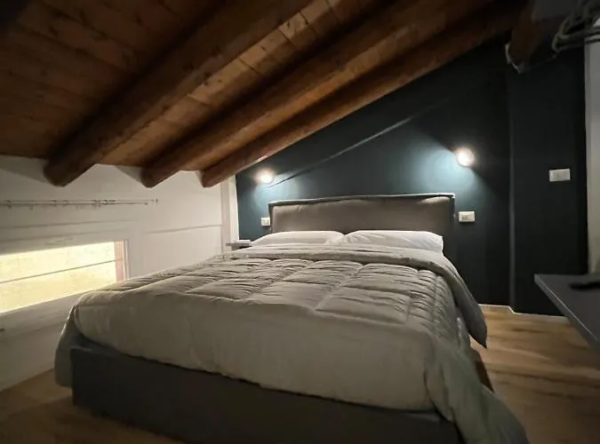 Elegante Con 2 Nel Centro Storico Di شقة